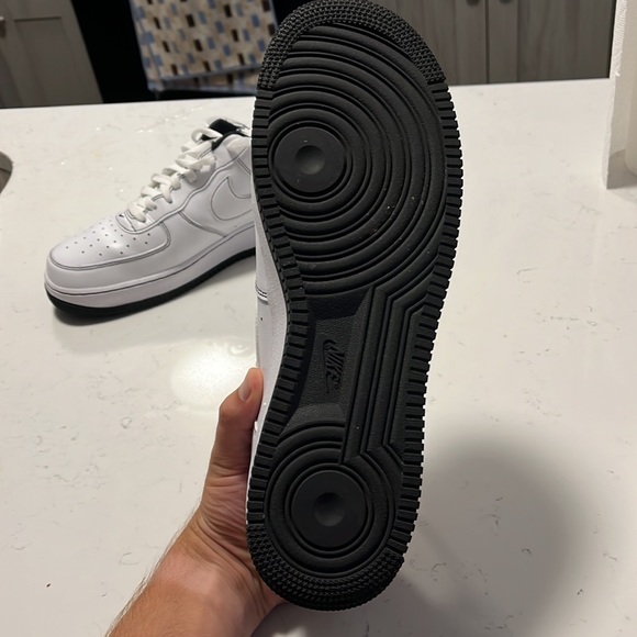 Nike Air Force 1 ‘07’ ‘Contrast Stitch’ - Picture 3 of 4